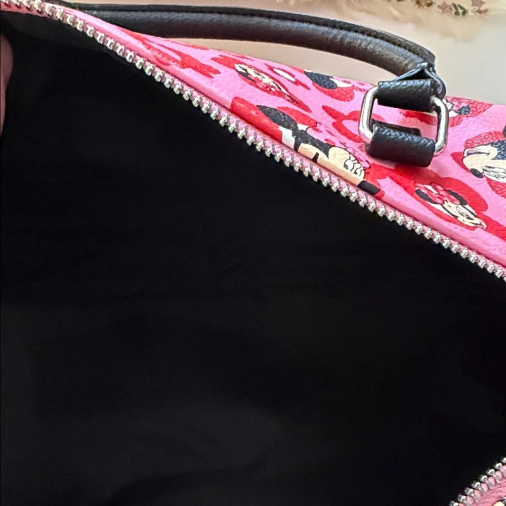 Minnie mouse barrel bag - Picture 2 of 2